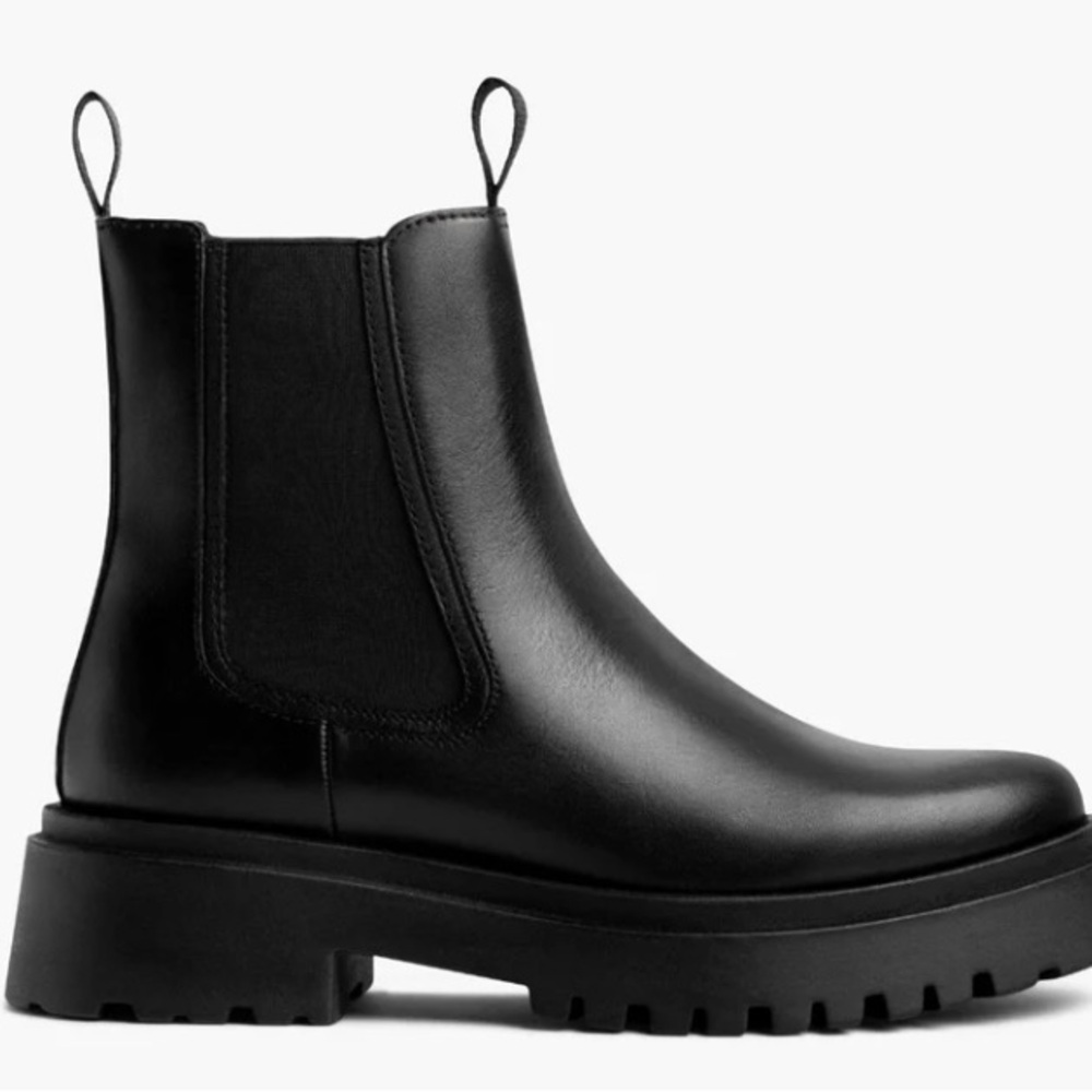 Women’s Black Chelsea Boots - Classic Slip-On Style